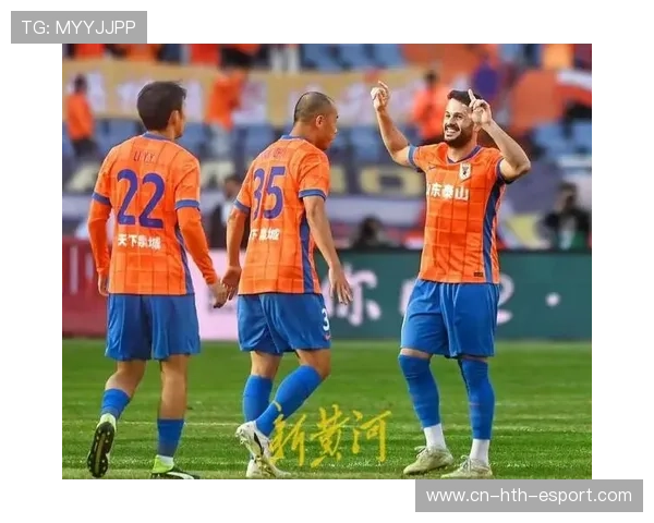 中超-瓦科建功泽卡头球破门 泰山2-1胜十人津门虎，中超瓦卡索