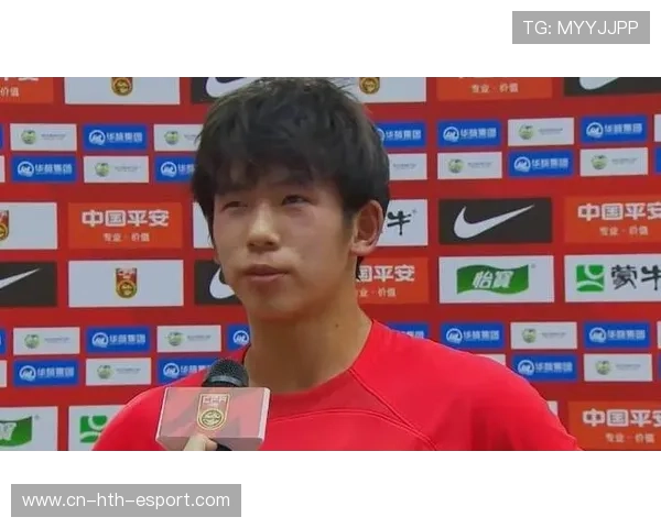 刘诚宇接陶强龙妙传禁区内扫射入网 刘诚宇接陶强龙妙传禁区内扫射入网